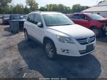  Salvage Volkswagen Tiguan