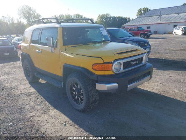  Salvage Toyota FJ Cruiser