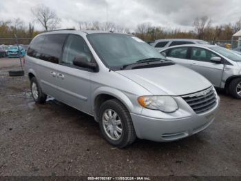  Salvage Chrysler Town & Country