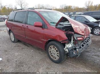  Salvage Toyota Sienna