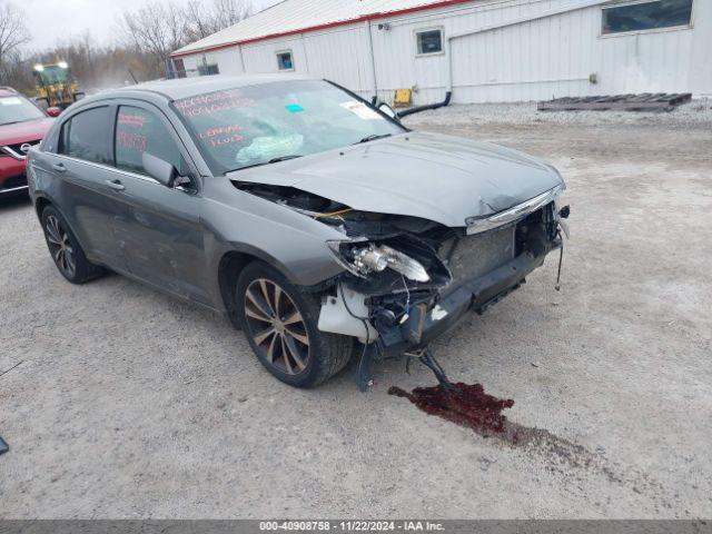  Salvage Chrysler 200