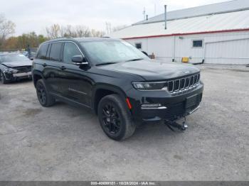  Salvage Jeep Grand Cherokee