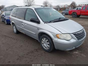  Salvage Chrysler Town & Country