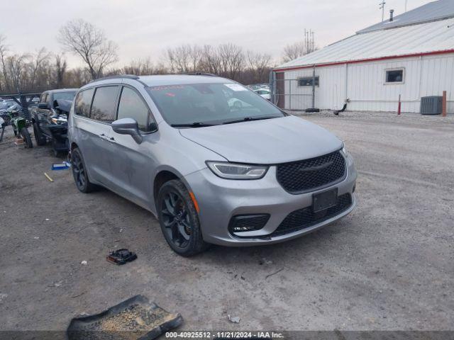  Salvage Chrysler Pacifica