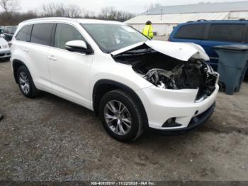  Salvage Toyota Highlander