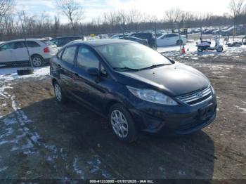  Salvage Ford Fiesta