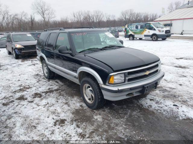  Salvage Chevrolet Blazer