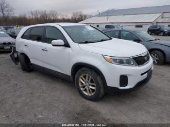  Salvage Kia Sorento