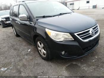  Salvage Volkswagen Routan