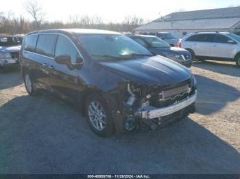  Salvage Chrysler Pacifica