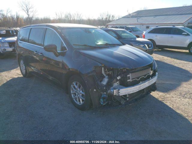  Salvage Chrysler Pacifica