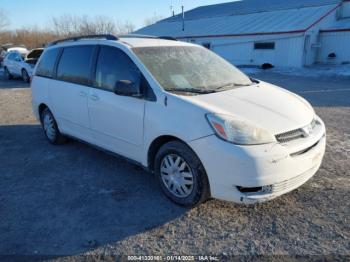  Salvage Toyota Sienna