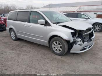  Salvage Chrysler Town & Country