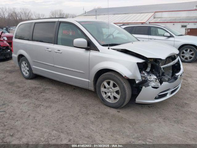  Salvage Chrysler Town & Country