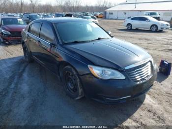  Salvage Chrysler 200