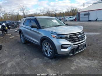  Salvage Ford Explorer