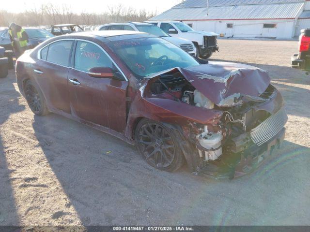  Salvage Nissan Maxima