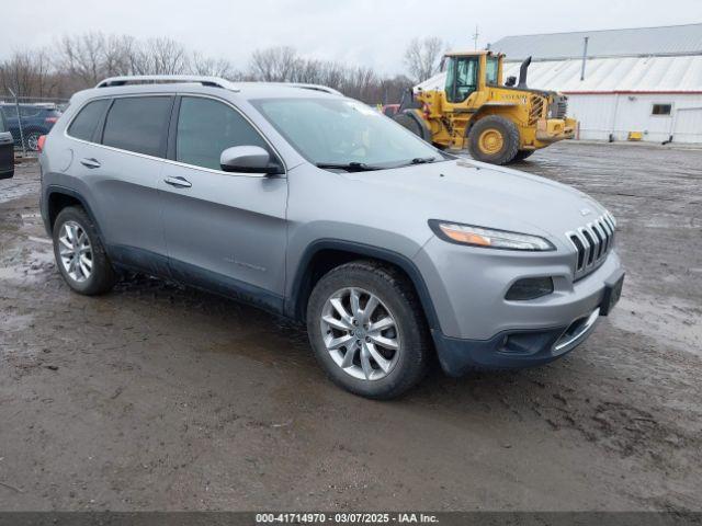  Salvage Jeep Cherokee