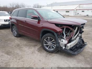  Salvage Toyota Highlander