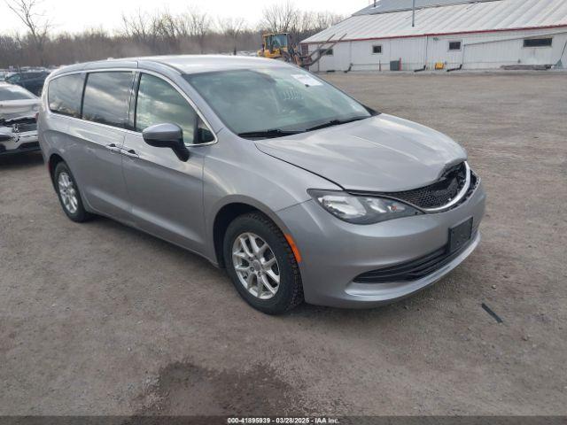  Salvage Chrysler Pacifica