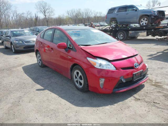  Salvage Toyota Prius