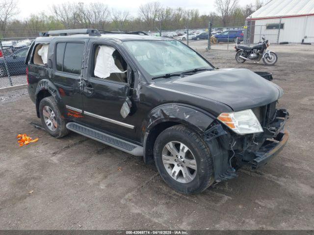  Salvage Nissan Pathfinder