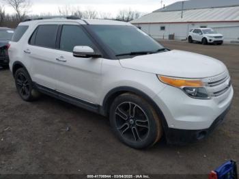  Salvage Ford Explorer
