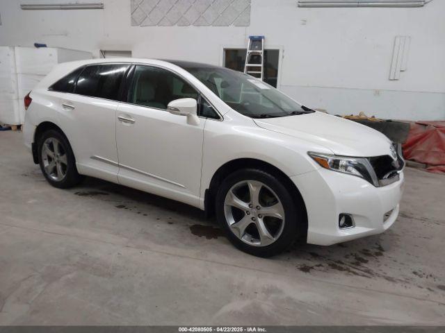  Salvage Toyota Venza