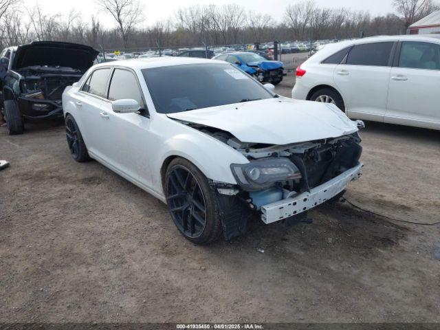  Salvage Chrysler 300