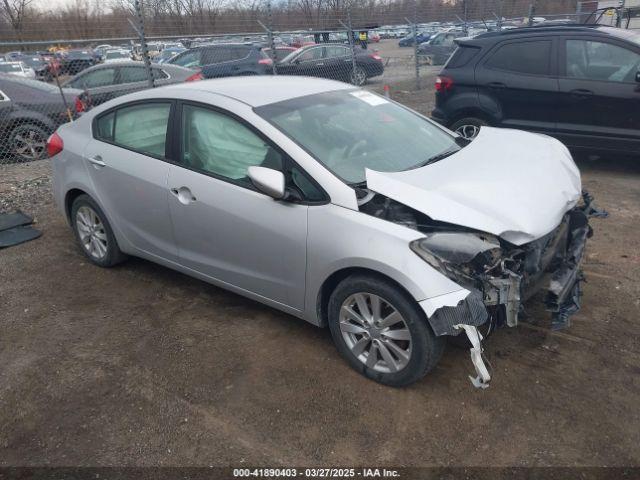  Salvage Kia Forte