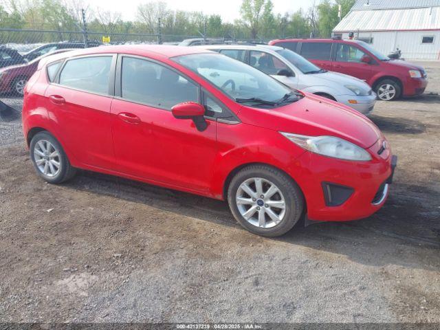  Salvage Ford Fiesta