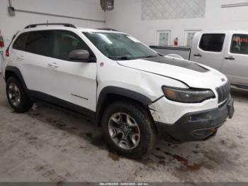  Salvage Jeep Cherokee