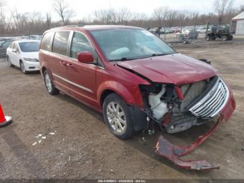  Salvage Chrysler Town & Country