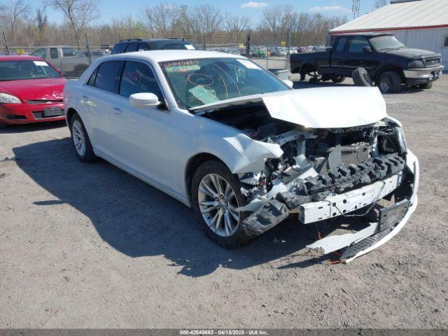  Salvage Chrysler 300