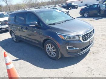  Salvage Kia Sedona