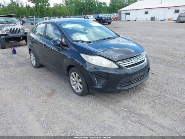  Salvage Ford Fiesta