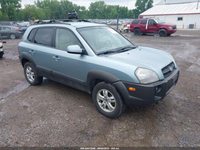  Salvage Hyundai TUCSON