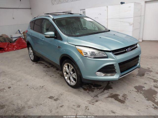  Salvage Ford Escape