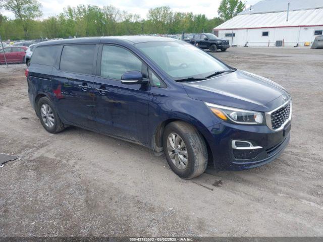  Salvage Kia Sedona