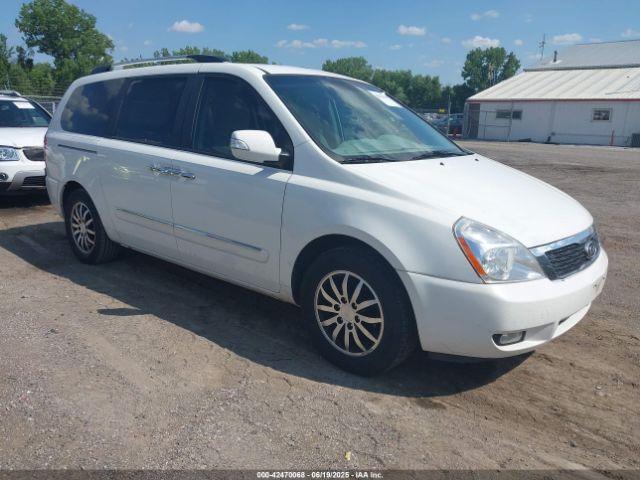  Salvage Kia Sedona