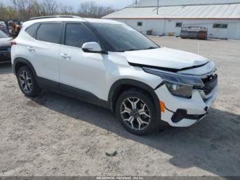  Salvage Kia Seltos