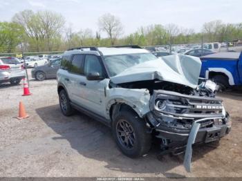  Salvage Ford Bronco