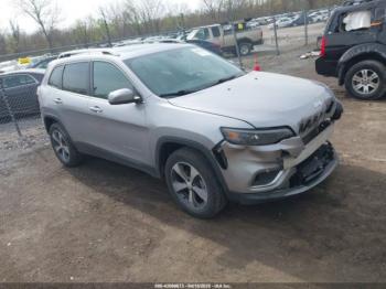  Salvage Jeep Cherokee