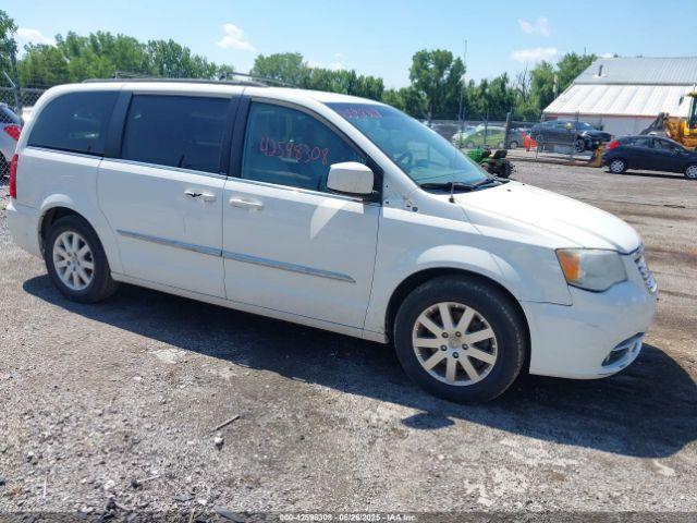  Salvage Chrysler Town & Country