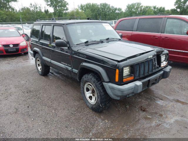  Salvage Jeep Cherokee
