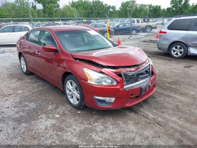  Salvage Nissan Altima
