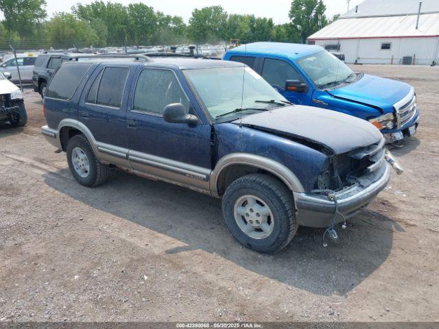 Salvage Chevrolet Blazer