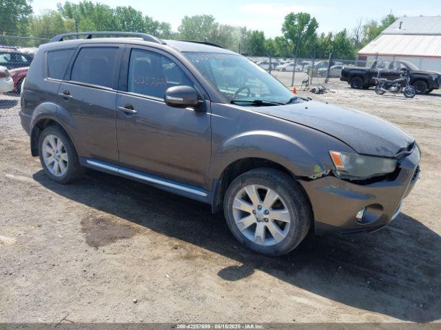  Salvage Mitsubishi Outlander
