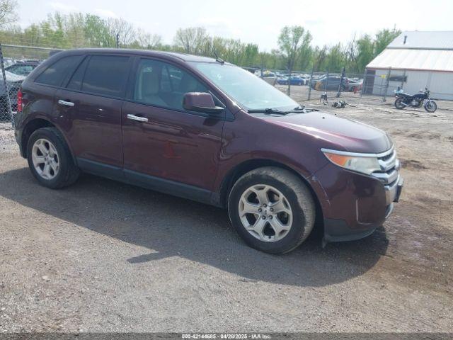  Salvage Ford Edge