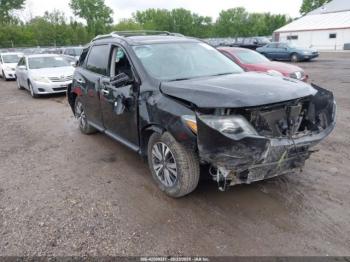  Salvage Nissan Pathfinder
